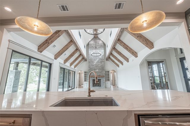 107 San Miguel Drive, Decatur, TX 76234