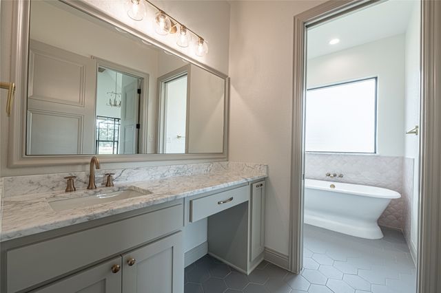 107 San Miguel Drive, Decatur, TX 76234