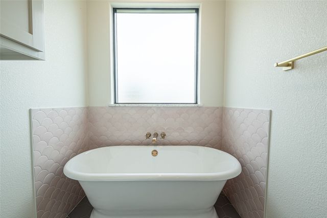 107 San Miguel Drive, Decatur, TX 76234