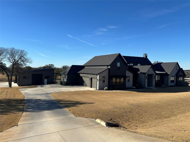 107 San Miguel Drive, Decatur, TX 76234