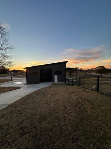 107 San Miguel Drive, Decatur, TX 76234