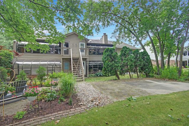 726 Knoxbury Lane 3, Schererville, IN 46375