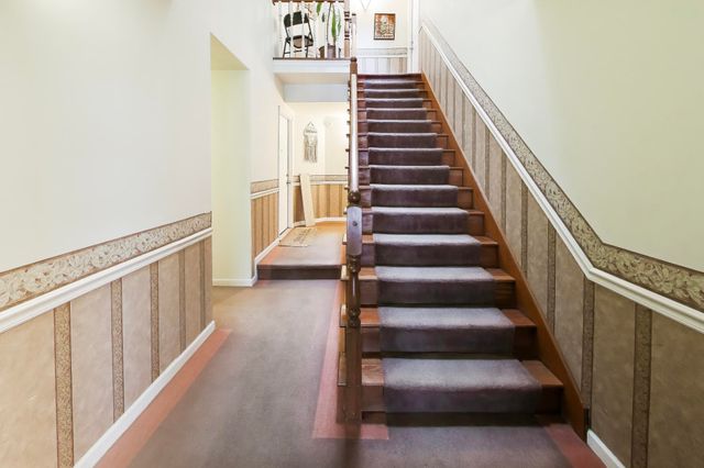 726 Knoxbury Lane 3, Schererville, IN 46375