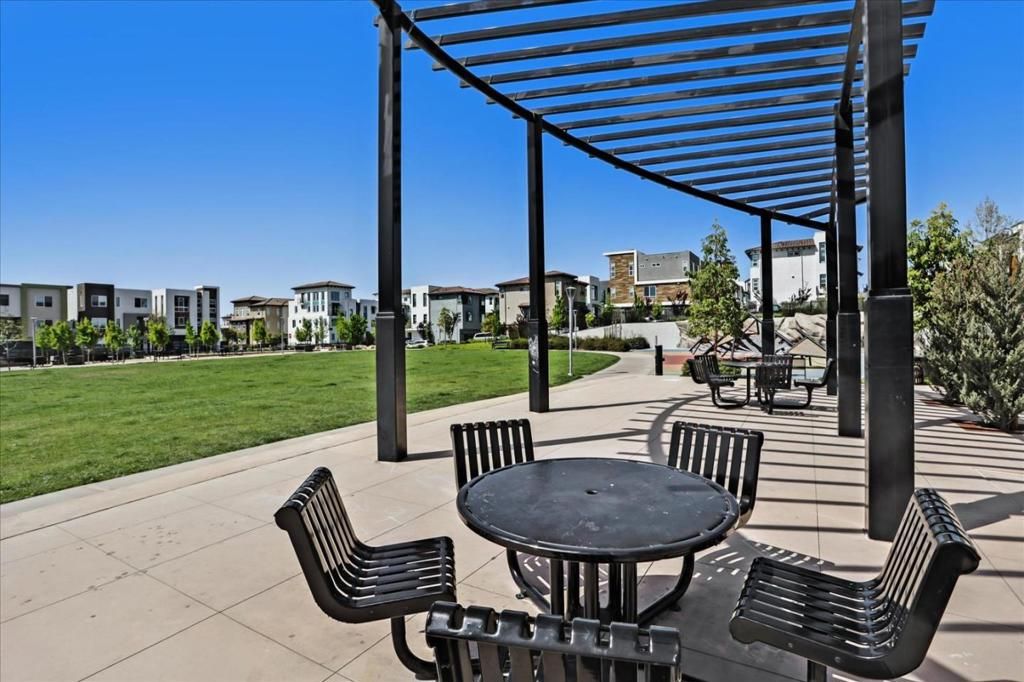 Image 22 of property listing at 176 Agustin Narvaez Street, San Jose, CA 95136