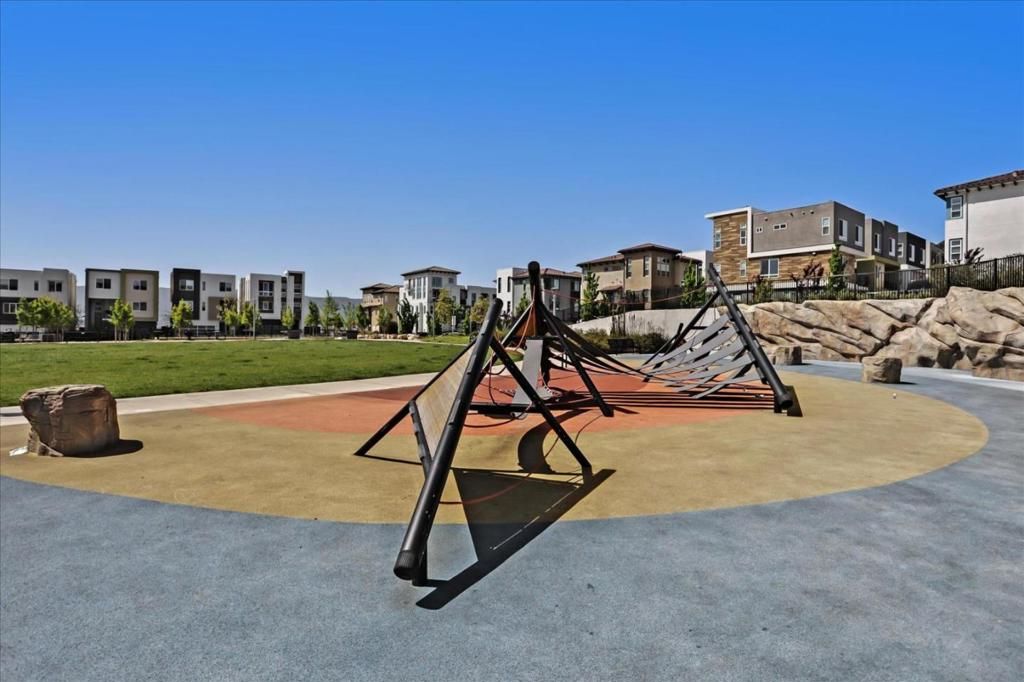 Image 23 of property listing at 176 Agustin Narvaez Street, San Jose, CA 95136