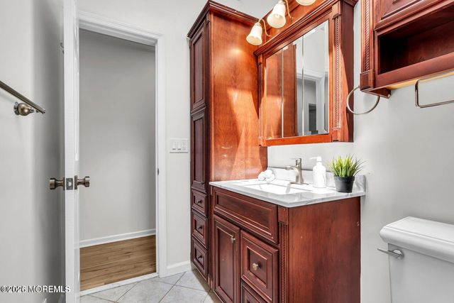 832 Seventh Avenue, Toms River, NJ 08757