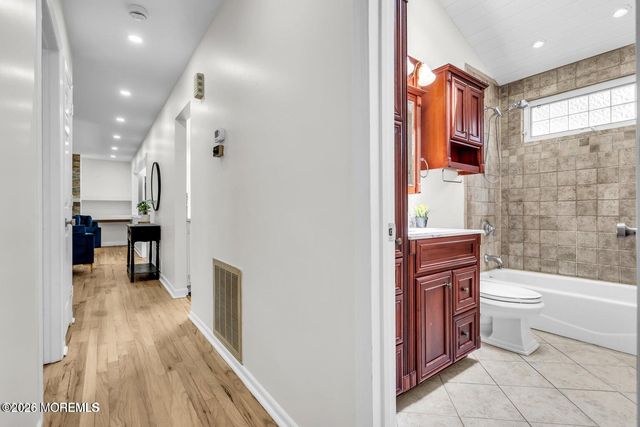 832 Seventh Avenue, Toms River, NJ 08757
