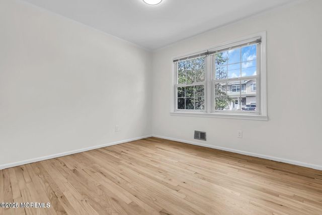 832 Seventh Avenue, Toms River, NJ 08757