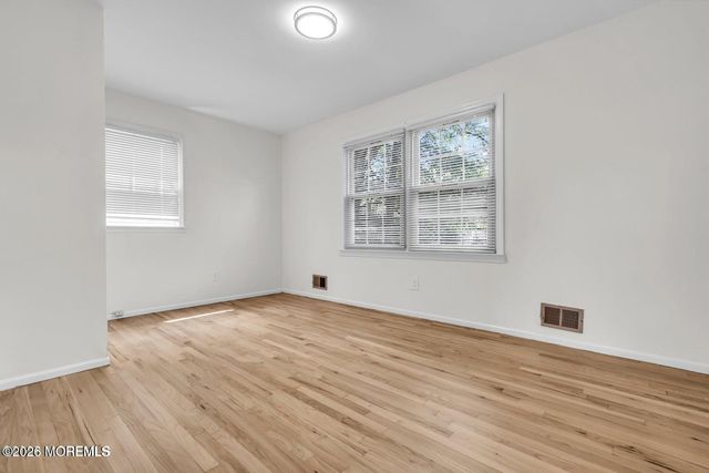 832 Seventh Avenue, Toms River, NJ 08757