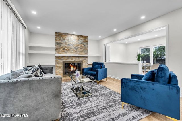 832 Seventh Avenue, Toms River, NJ 08757