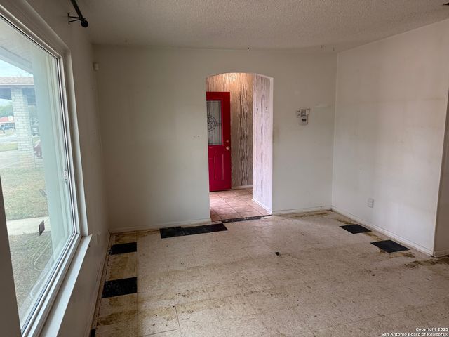 7258 Hickory Grove, San Antonio, TX 78227