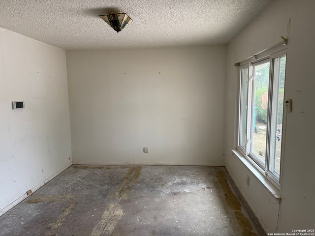 7258 Hickory Grove, San Antonio, TX 78227