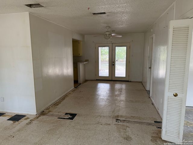 7258 Hickory Grove, San Antonio, TX 78227