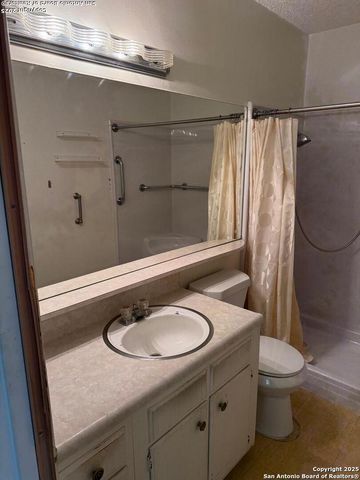 7258 Hickory Grove, San Antonio, TX 78227