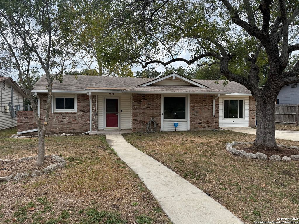 7258 Hickory Grove, San Antonio, TX 78227