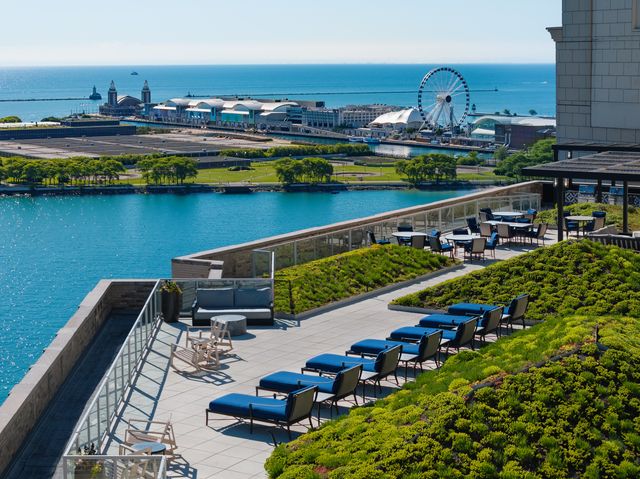 850 N Lake Shore Drive 402, Chicago, IL 60611