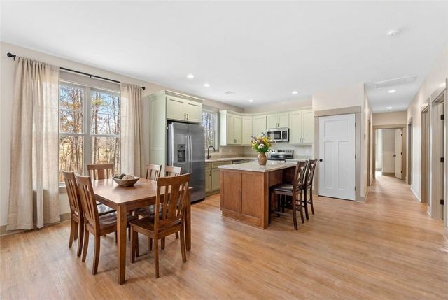 526 B S Bibb Street, Westminster, SC 29693