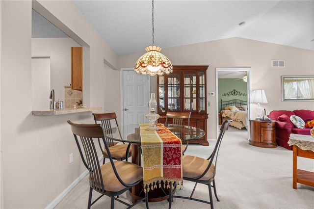 27 Kirkdale Circle, Greece, NY 14612