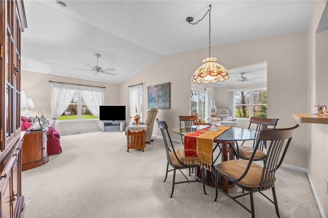 27 Kirkdale Circle, Greece, NY 14612