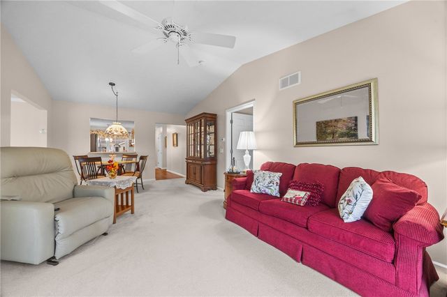 27 Kirkdale Circle, Greece, NY 14612