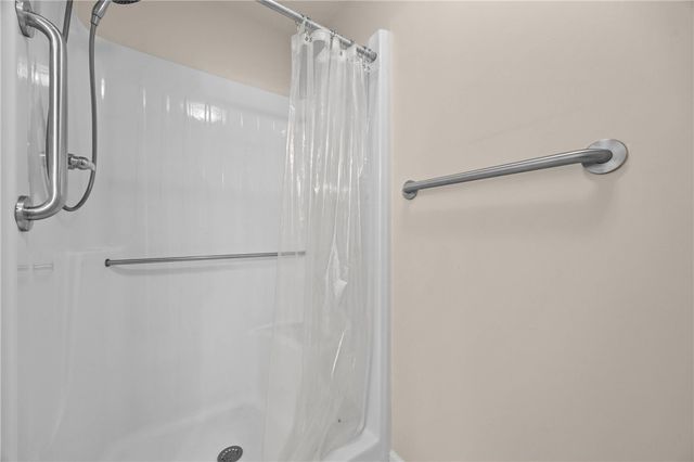 27 Kirkdale Circle, Greece, NY 14612