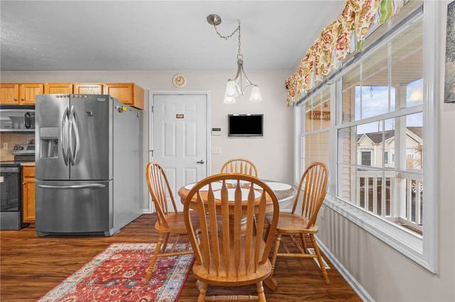 27 Kirkdale Circle, Greece, NY 14612