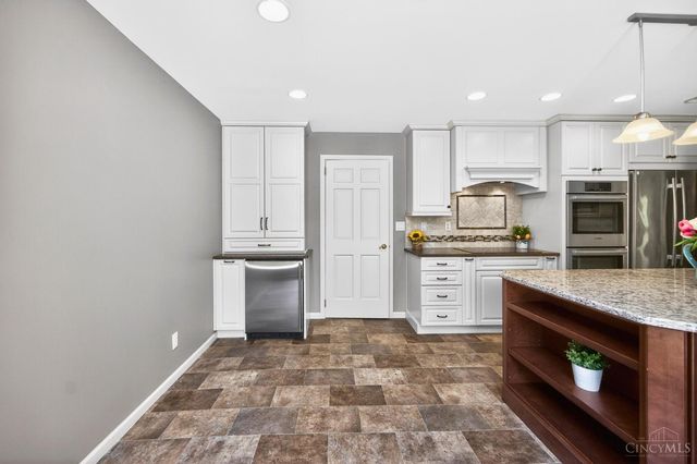 1751 Oregonia Road, Turtle Creek Twp, OH 45036
