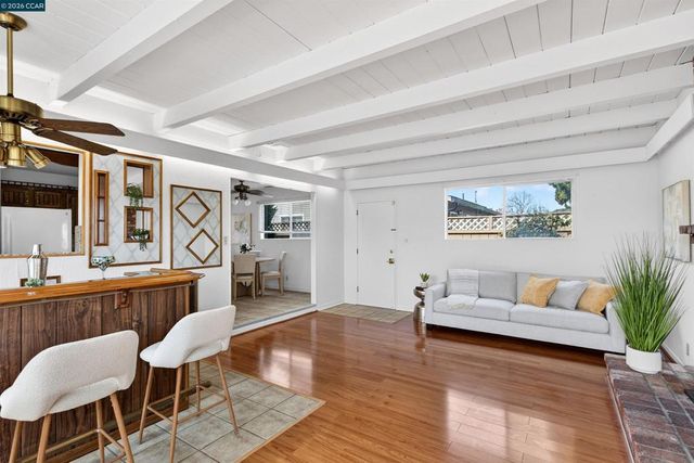 15274 15274 Laverne Dr, San Leandro, CA 94579