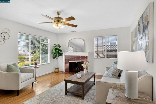 15274 15274 Laverne Dr, San Leandro, CA 94579