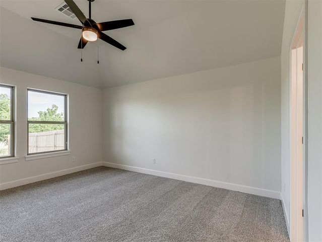 12417 Dolche Vita Drive, Yukon, OK 73099
