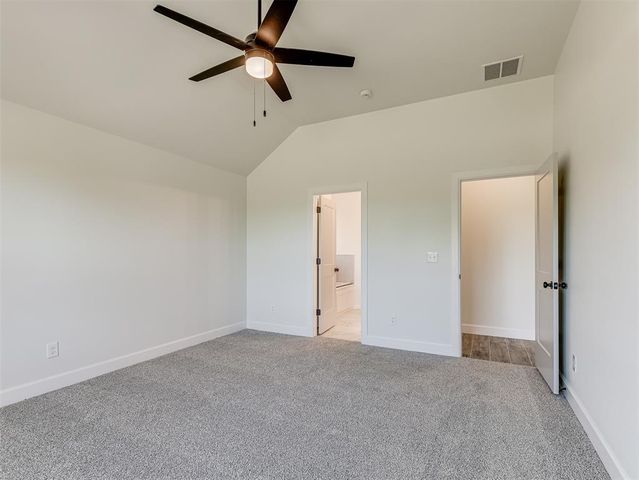 12417 Dolche Vita Drive, Yukon, OK 73099