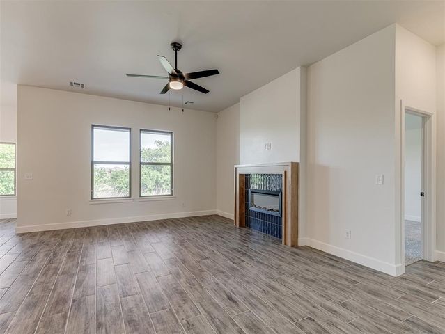 12417 Dolche Vita Drive, Yukon, OK 73099