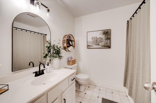 2445 Sharpe Circle, Conway, AR 72034