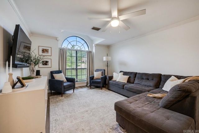 2445 Sharpe Circle, Conway, AR 72034