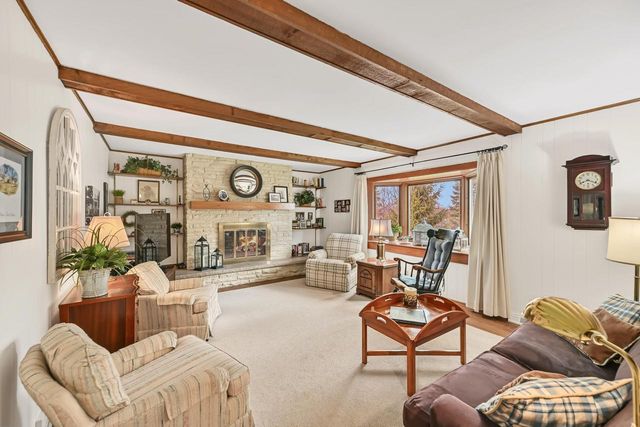 18220 Colline Vue BOULEVARD, Brookfield, WI 53045