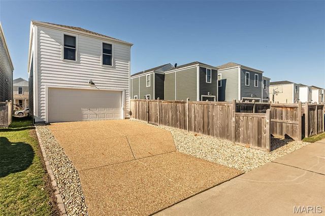 3616 Starkville Street, St Charles, MO 63301