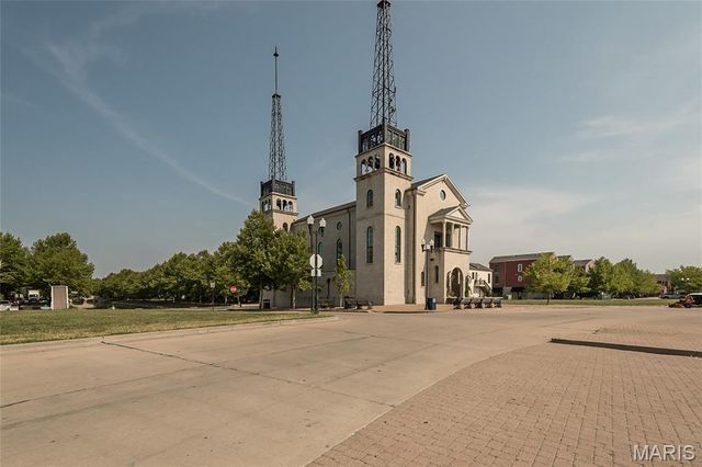 3616 Starkville Street, St Charles, MO 63301