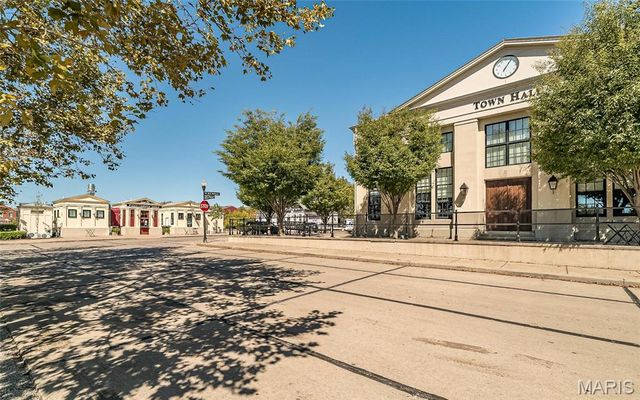 3616 Starkville Street, St Charles, MO 63301