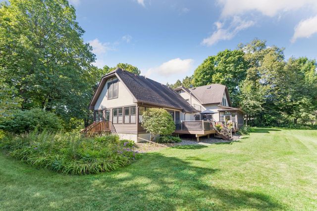 8436 Wildwood Avenue, Minnetrista, MN 55375
