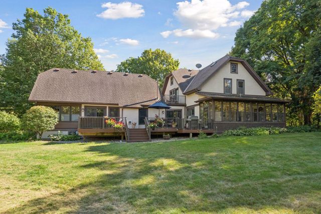 8436 Wildwood Avenue, Minnetrista, MN 55375