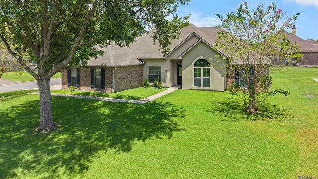 37156 Whitestone Ave, Geismar, LA 70734
