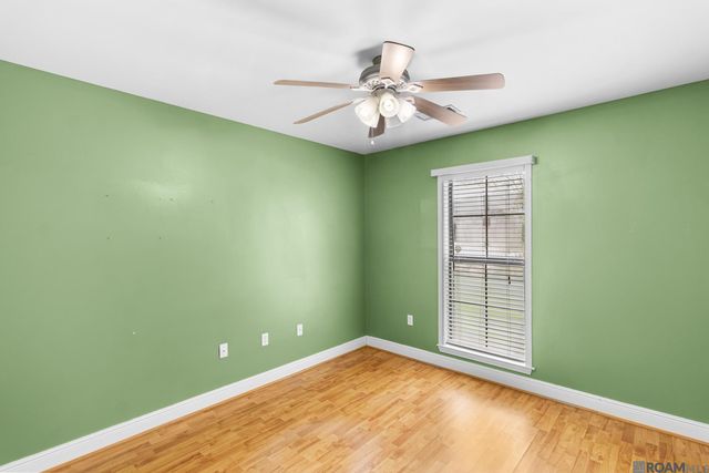 37156 Whitestone Ave, Geismar, LA 70734
