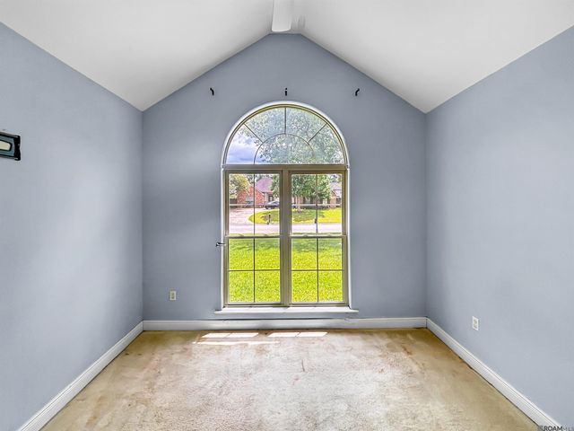 37156 Whitestone Ave, Geismar, LA 70734