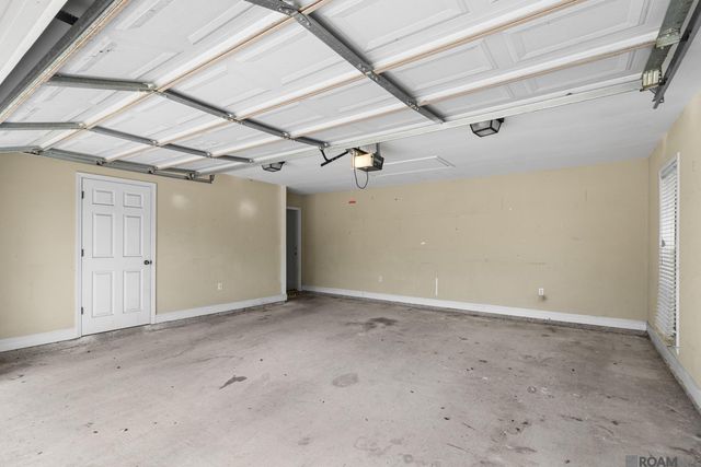 37156 Whitestone Ave, Geismar, LA 70734