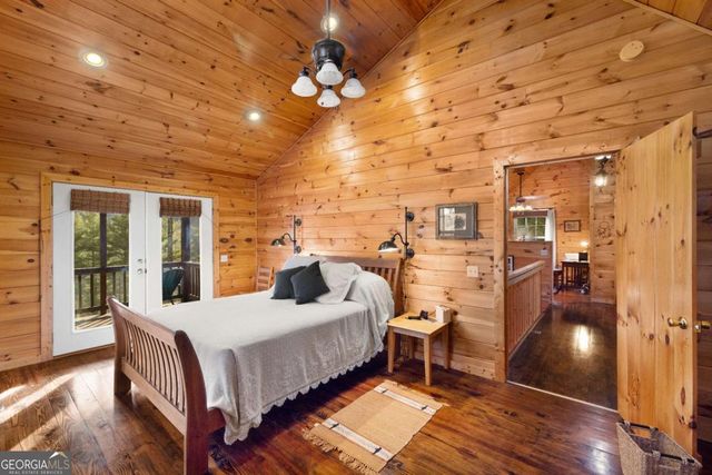 148 Dream Cove Road, Blue Ridge, GA 30513