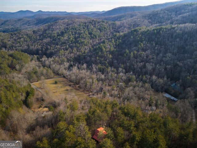 148 Dream Cove Road, Blue Ridge, GA 30513
