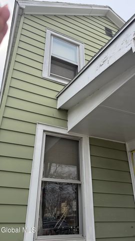 208 14th Street, Watervliet, NY 12189