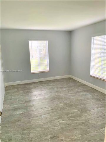 5201 Geneva Way 304, Doral, FL 33166