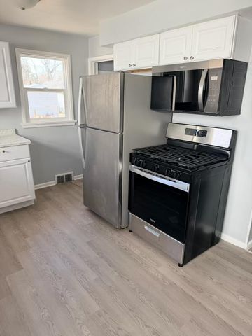 3208 9th Street, Muskegon, MI 49444