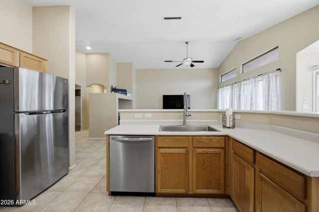 8637 W APACHE Street, Tolleson, AZ 85353
